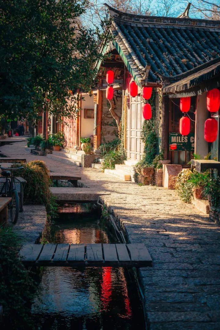 月饼市场擦边球难禁，“数字月饼”炒至数万元！哪些人容易被割韭菜？游戏画面